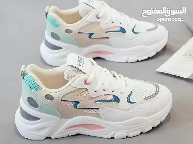 احذية رياضية