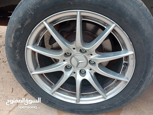 4 قومات 16 والديسكوات 17