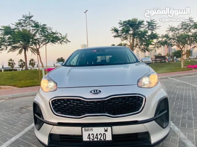 Kia Sportage model 2020 silver for daily rent 120 suv economyكيا سبورتاج فضي سيارة اقتصادية
