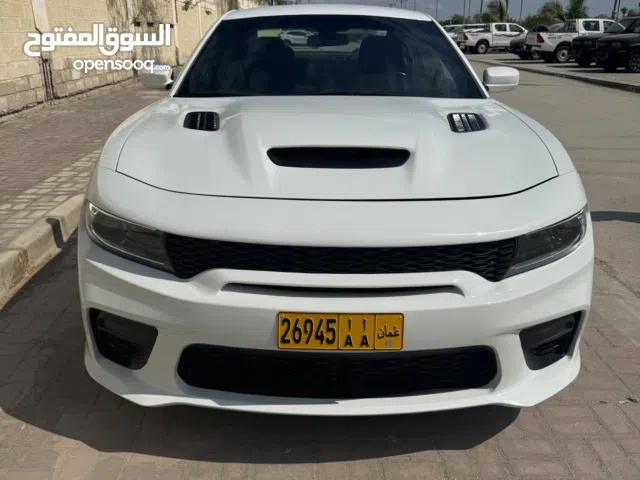 دوج تشارجر sxt 2019 وارد امريكي نظيف للبيع