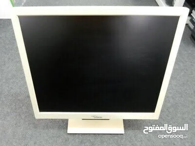 كيسه 16 رام و500 هارد تناسب الالعاب والمونتاج وشاشه 17 بوصه