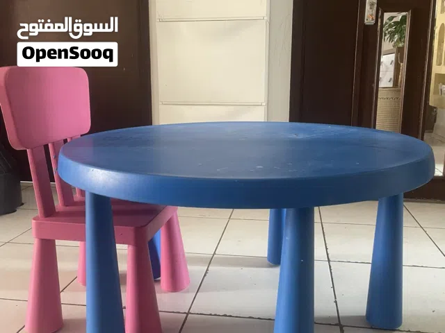 طاولة أطفال وكرسي