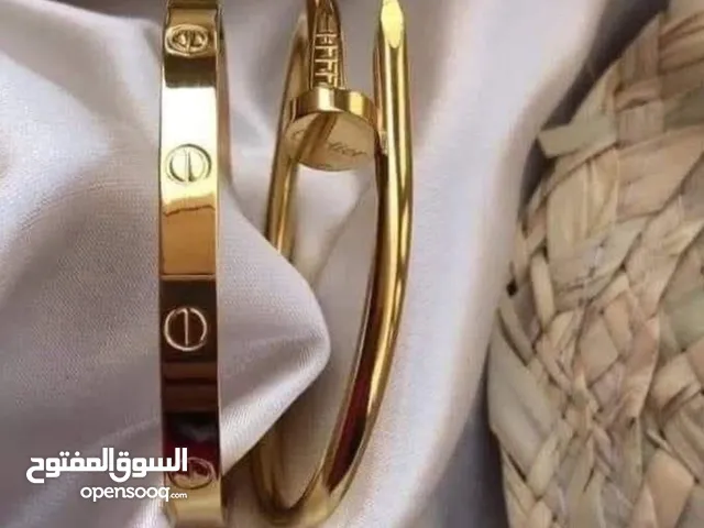 أساور الترند اسوره كارتير واسوره المسمار استانلس بيور مش بيصدوا شكلهم حلو في الايد