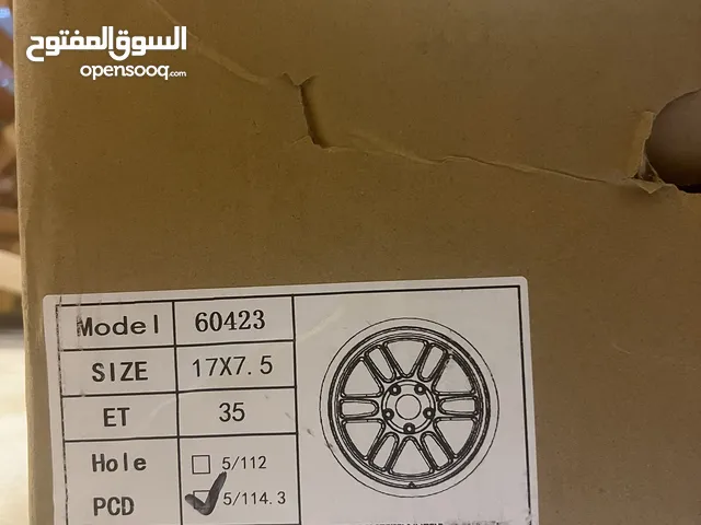 Other 17 Tyre & Rim in Al Batinah