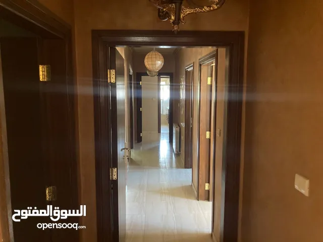 260 m2 4 Bedrooms Apartments for Rent in Amman Swefieh