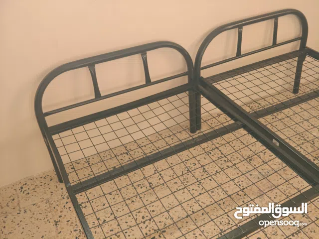 2 used bed frame black for bed