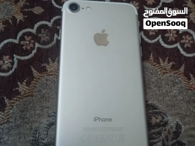 أيفون 7 مستعمل بحالة ممتازة مع سعة 32 جيجابايت للبيع