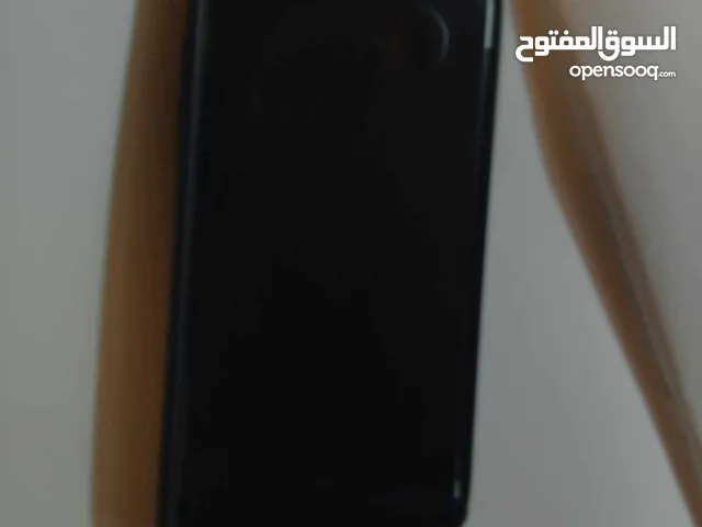 Apple iPhone 11 64 GB in Mafraq