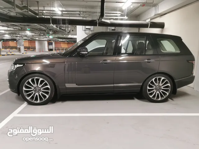 Used Land Rover Range Rover in Muscat