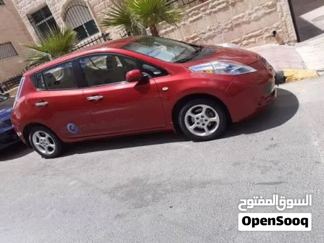 جنط نيسان ليف 2015 SV للبيع نظيف وكالة راكب عليه كوشوك جديد جزائري ايرياس ممكن البيع مع بدل او بدون