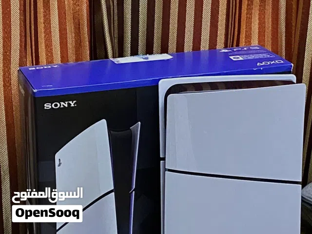 سوني 5 سليم مع جميع ملحقاتها يده واحده فقط