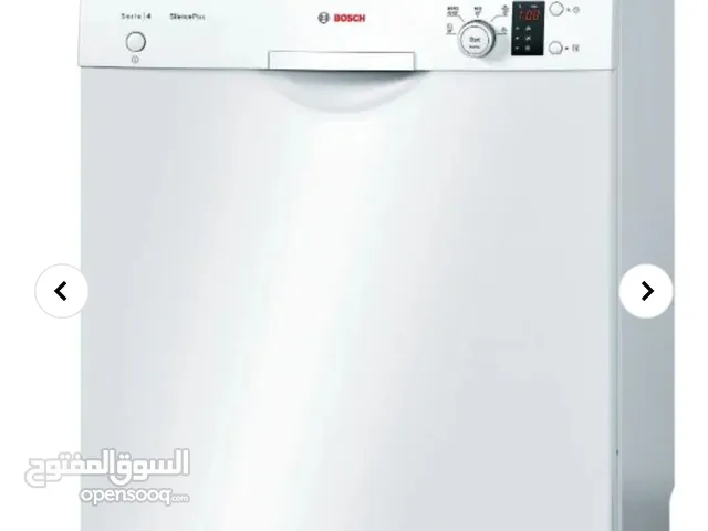 dishwasher Bosch  12 services جلايه اطباق بوش لون ابيض بحالة ممتازة