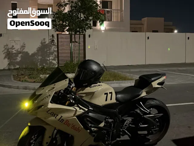 2014 سوزوكي GSX-R750