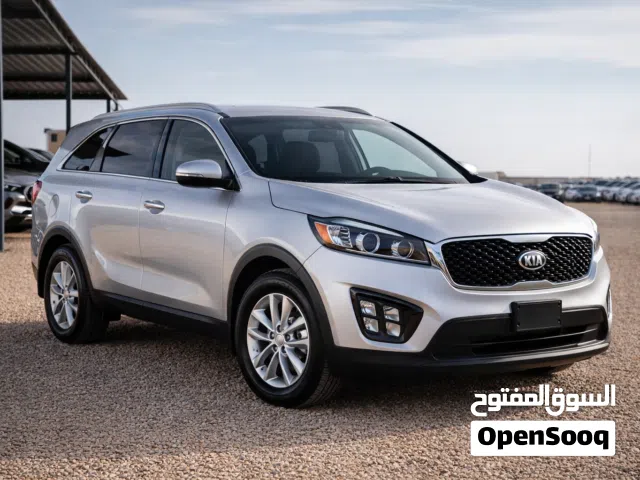 كيا سورينتو ماشية اقل من 100الف