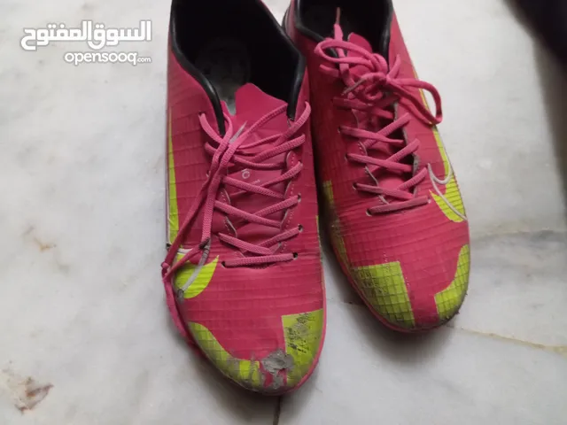43 Sport Shoes in Amman