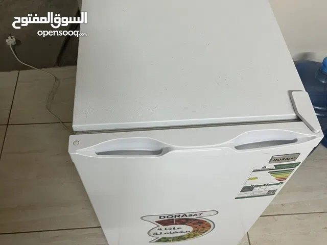 Refrigerator single door