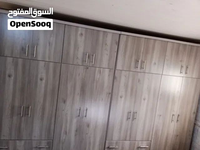 خزانة ملابس اربع خزاين وست جوارير مع خزاين فوق اربع خزاين فوق