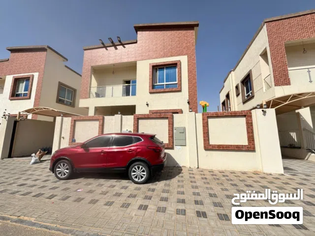 3200 ft² 5 Bedrooms Villa for Rent in Ajman Al-Zahya