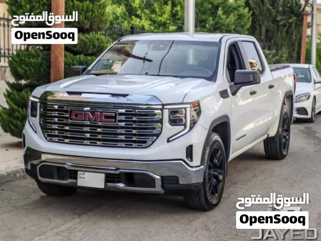 2022 جي إم سي سييرا 1500 AT4