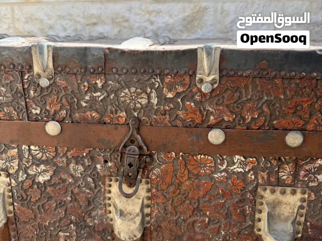 صندوق خشب قديم العمر 150 سنه