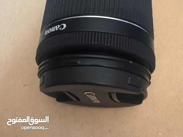 عدسة كانون مستعملة