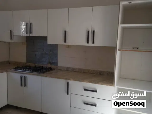 220 m2 3 Bedrooms Townhouse for Sale in Tripoli Al-Serraj