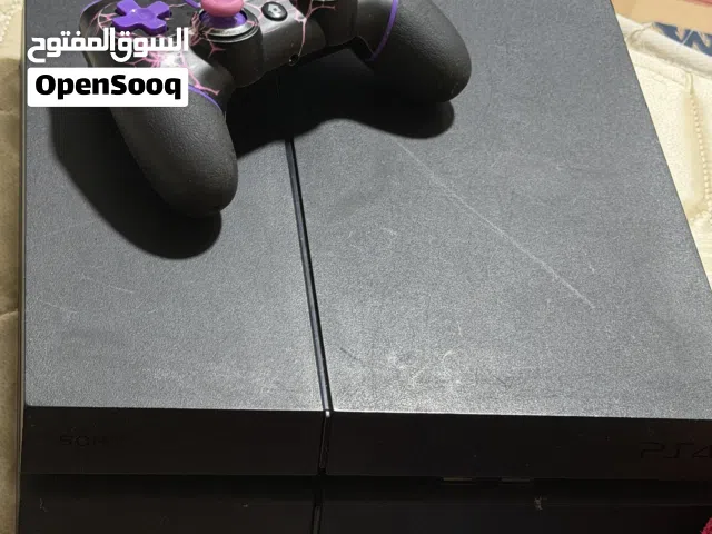 PlayStation 4 للبيع بسعر ممتاز
