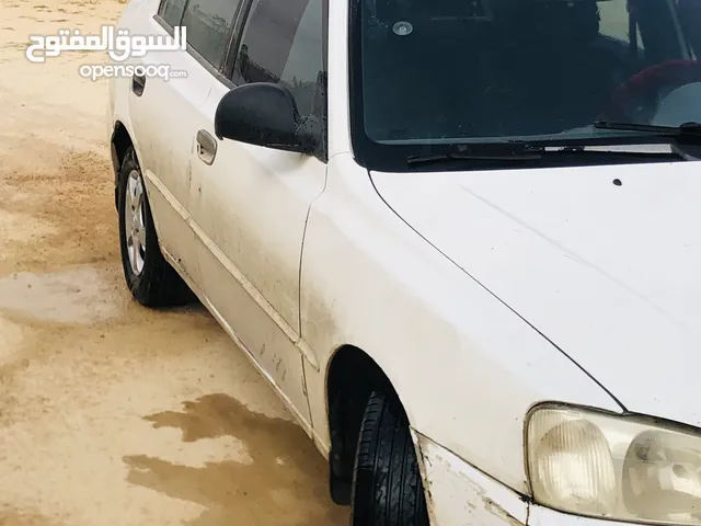 Hyundai Verna 2002 in Qasr Al-Akhiar