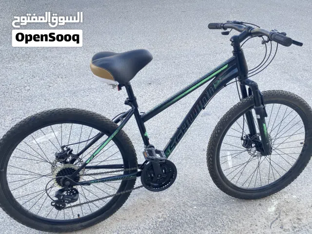 بسكليت الماني نوع SCHWINN خالي من العيوب او المشاكل ونظيف واستعمال ثلاث مرات فقط ، السبب عدم الحاجه