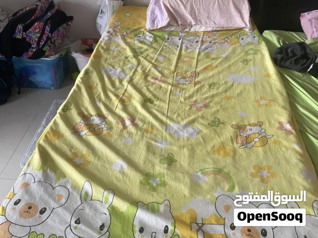 2 سرير فرد واحد من ميداس  سترولر ماماز اند باباز مع كار سيت  تسريحه من صفاه هوم  سرير حديد فرد واحد