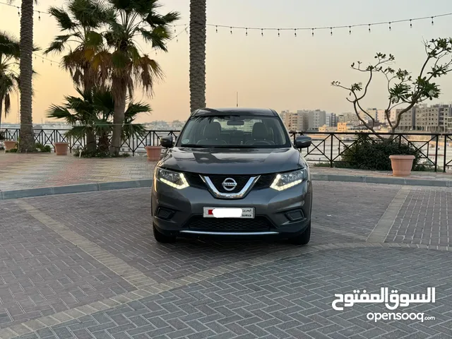 Nissan X-Trail 2015 in Southern Governorate