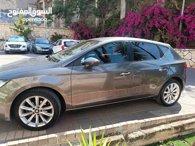 سيات ليون 2015