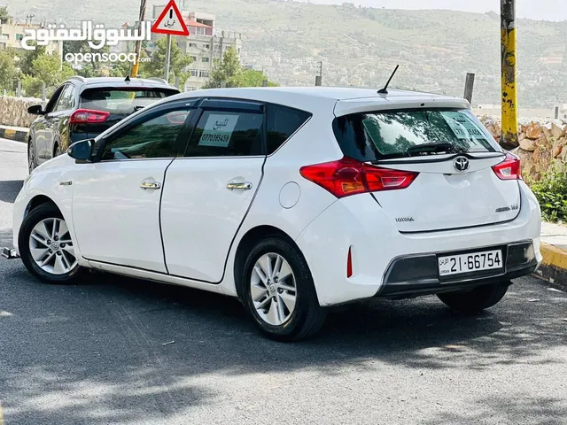 Used Toyota Auris in Ajloun