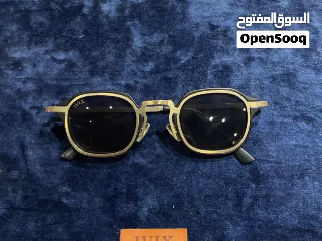 نظارة من براند ivix جديدة