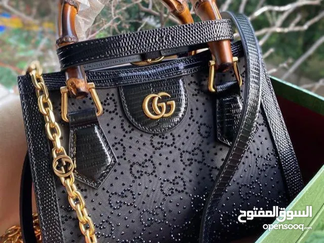 Louis Vuitton Hand Bags for sale  in Abu Dhabi