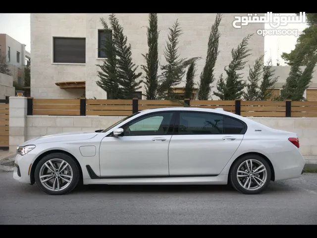 BMW 740 E PLUG IN hybrid 2019