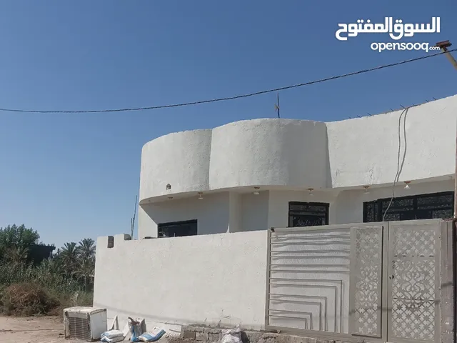 البيت للبيع بناء حديث المساحة 209 متر على نهر جاري وكل الخدمات متوفره من تبليط وماي وكهرباء