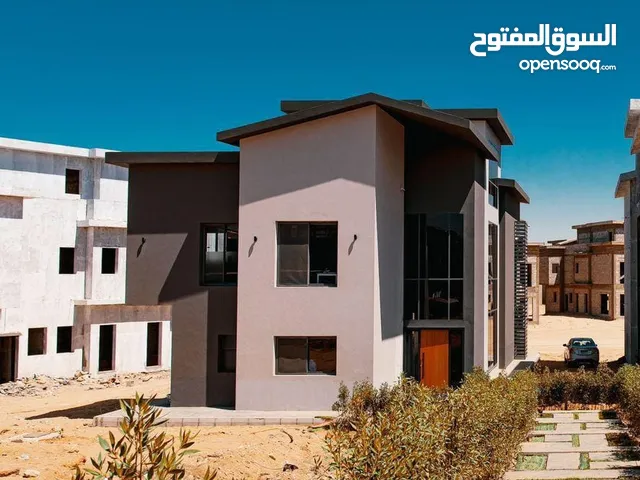 220 m2 4 Bedrooms Villa for Sale in Cairo Fifth Settlement