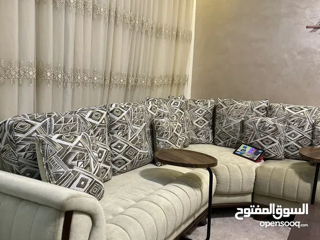 طقم كورنر مع طاولات