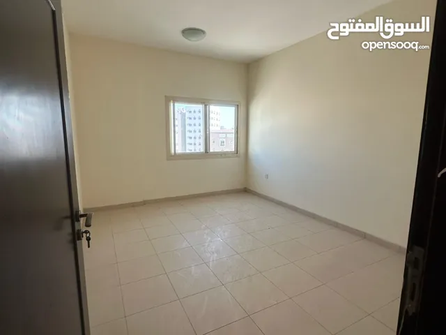 1100 ft 1 Bedroom Apartments for Rent in Sharjah Al Butina