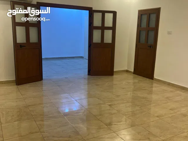 200 m2 5 Bedrooms Apartments for Sale in Tripoli Al-Mansoura