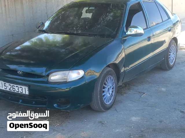 1998 هيونداي اكسنت GL