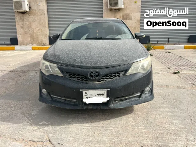 2013 تويوتا كامري GL