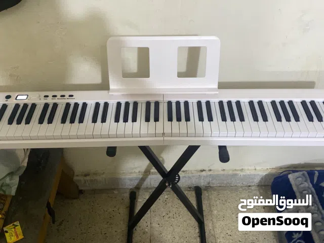 Piano bx20 Guitar yamaha c40