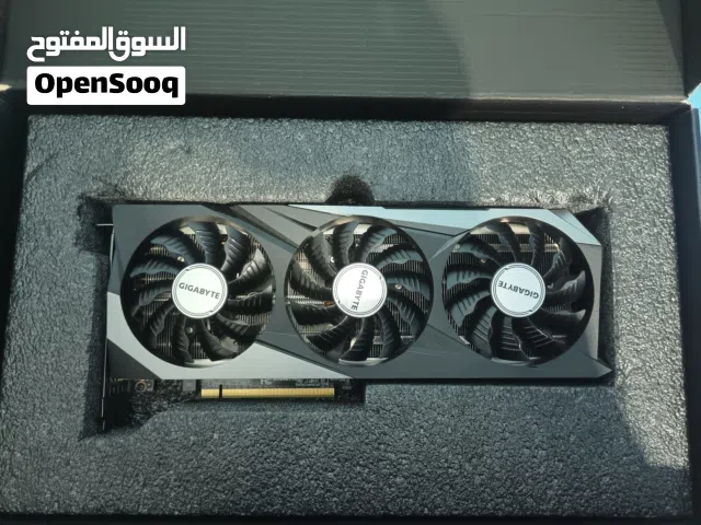 كارت rtx 3070 نسخه جيجا بايت الكارت معاه كرتونته ومتعلقاته الكارت عالمى على 2k حرارته