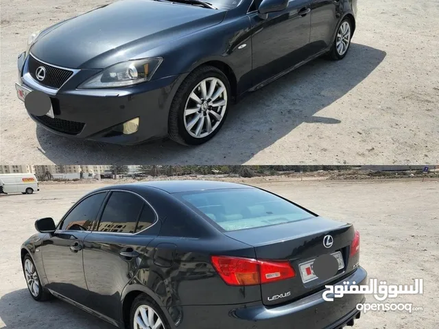 for sale Lexus is 300 GCC Price 2600 bd Engine Gear AC 100% phone number 3815298