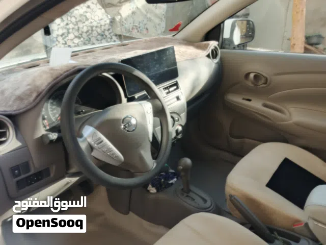 2024 نيسان صني SL
