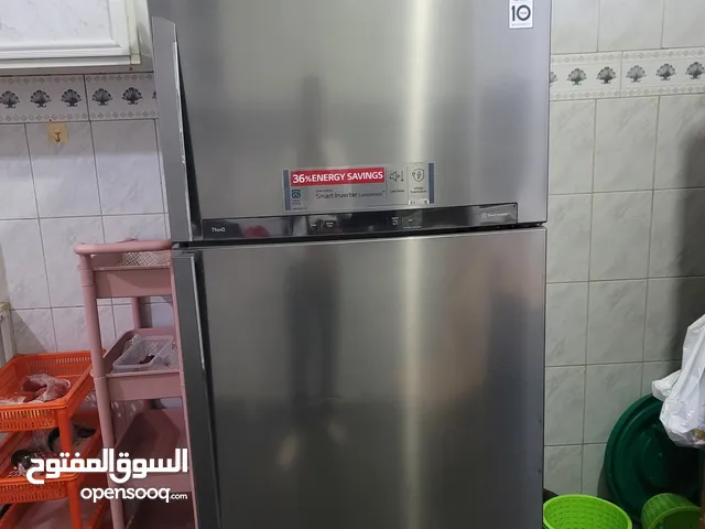 الثلاجة جديده وعررطة
