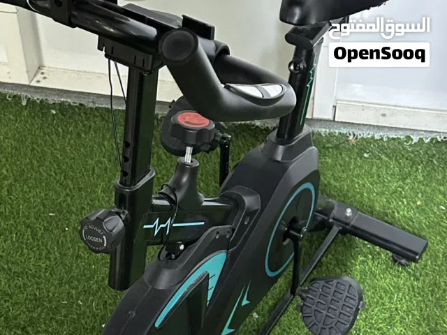 3 اجهزه رياضية ( سير ، جهاز بطن ، جهاز الدراجة )