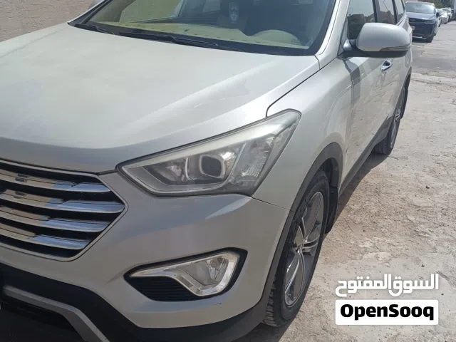 2015 هيونداي جراند سانتا في